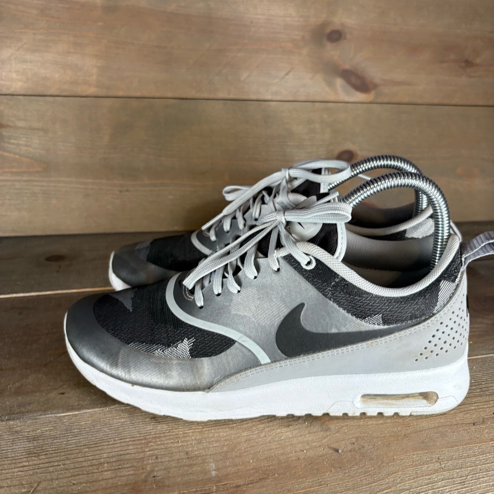 nike air max thea womens size 7.5 shoes gray athletic running sneakers